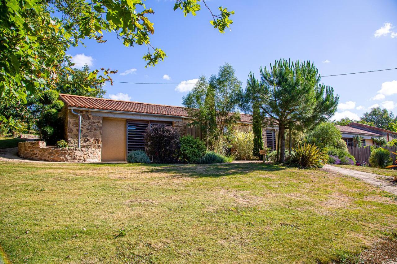 Le Mas Des Roches Proche Puy Du Fou Bed and Breakfast Saint-Paul-en-Pareds Esterno foto